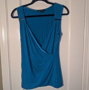 WHITE HOUSE | BLACK MARKET top